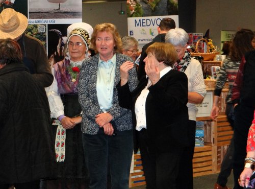 10 Cirila Mirjam in Zorka.JPG